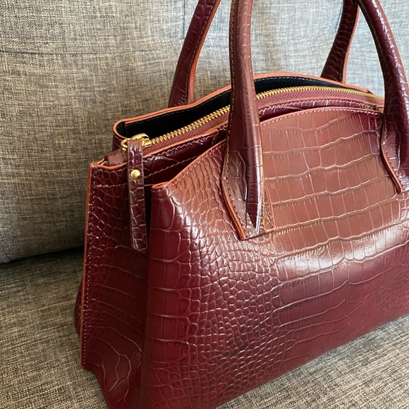 IACUCCI LEATHER HANDBAG - Picture 2 of 8